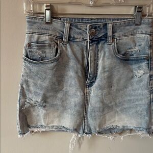 American Eagle Next Level Distressed Denim Skirt size 2